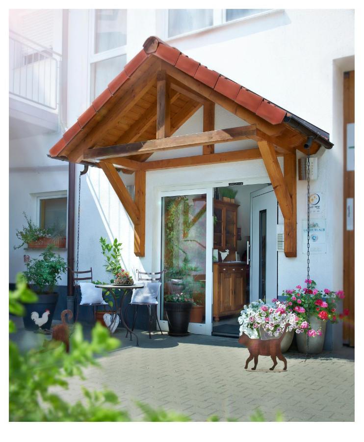 Landhaus-Apartments Wattenheim Bagian luar foto